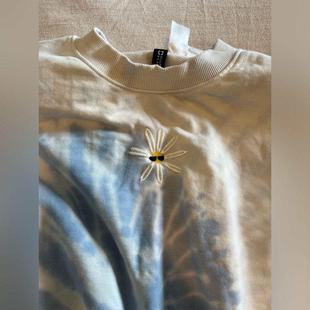 Crew neck - Picture 2 of 4
